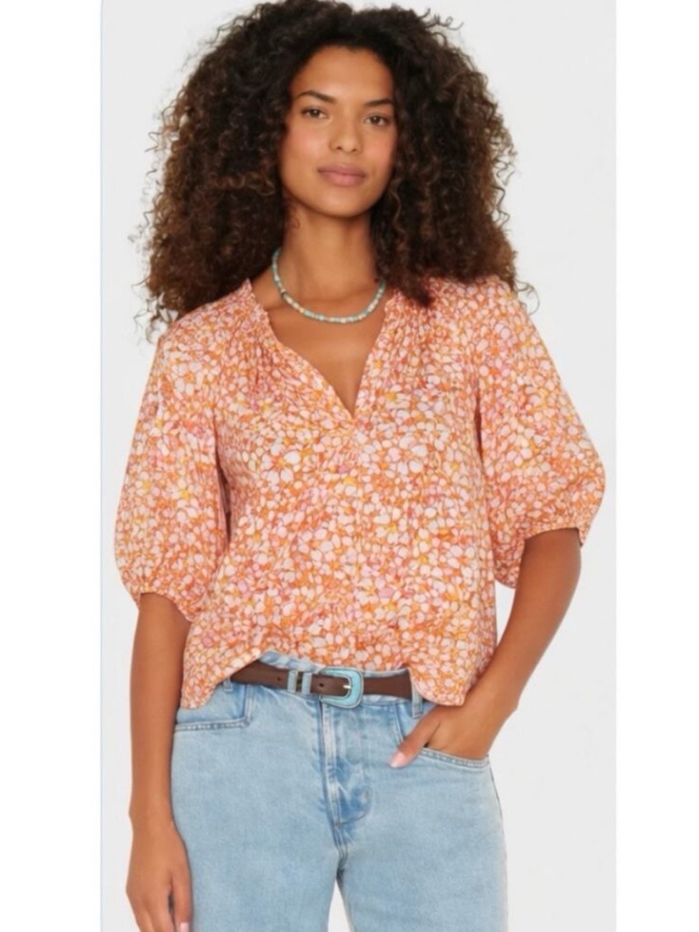 Xirena Jules Short Puff Sleeve Blouse Top in Floral Marigold Orange Small